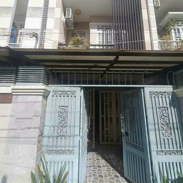 Nhà 2 tầng hẻm 1135 Huỳnh Tấn Phát 4m x 14m