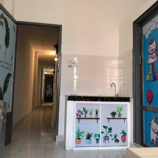 Tòa nhà hẻm xe hơi 793 Trần Xuân Soạn, 4m x 29m