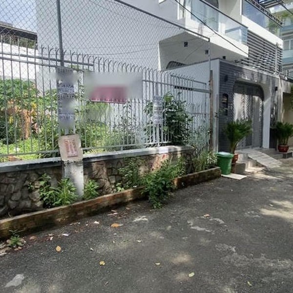 Đất hẻm xe hơi 793 Trần Xuân Soạn 4,5m x 14,5m 