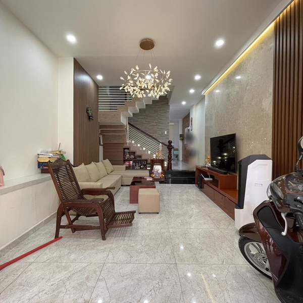 Nhà 4 tầng KDC Kiều Đàm 793 Trần Xuân Soạn 4,5m x 19m