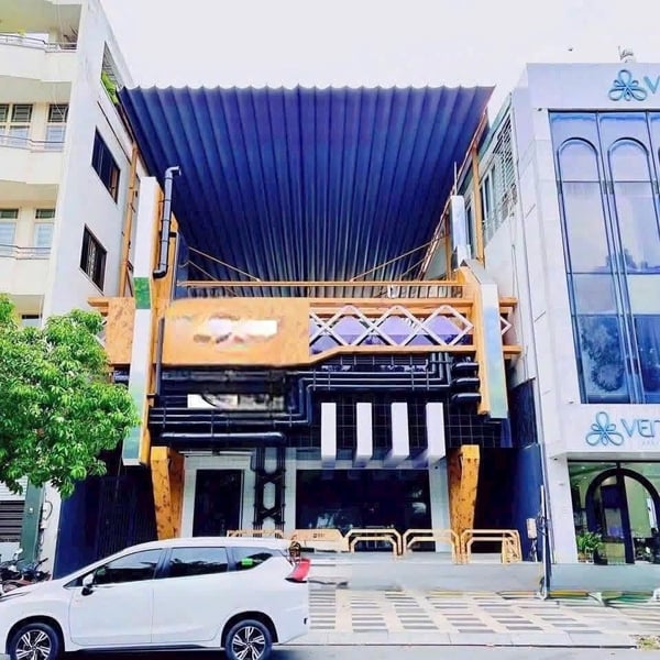 Cho thuê nhà 38 Lê Lai P. Bến Thành, Quận 1