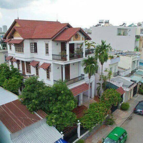 Bán biệt thự Quận 7 mặt tiền đường số 15,7m x 21m