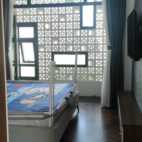 Nhà 2 tầng hẻm xe hơi 502 Huỳnh Tấn Phát 3,4m x 10,4m