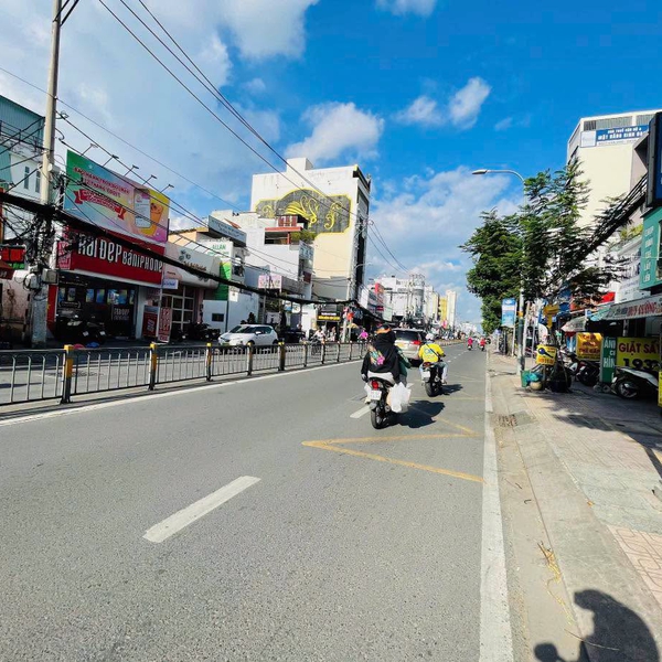 Bán nhà mặt tiền 158A Nguyễn Thị Thập, P. Tân Thuận, Quận 7