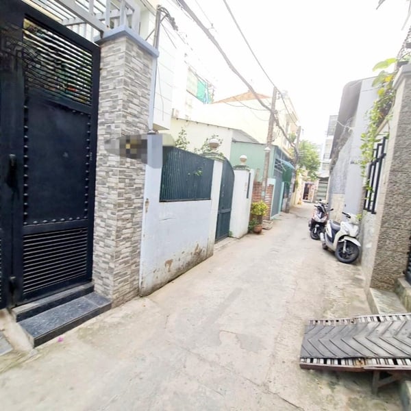 Nhà 3T hẻm 1/ đường 15 tân thuận tây , 3,9m x 21m nở hậu 4,2m
