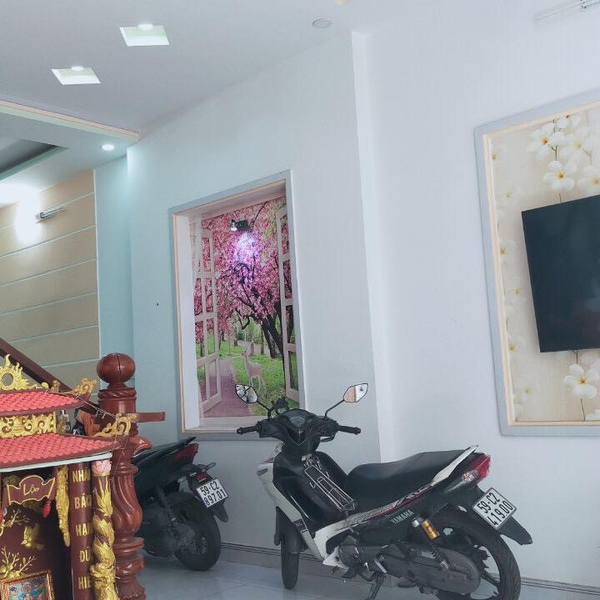 Nhà 3T hẻm 1113 Huỳnh Tấn Phát 5m x 12m 