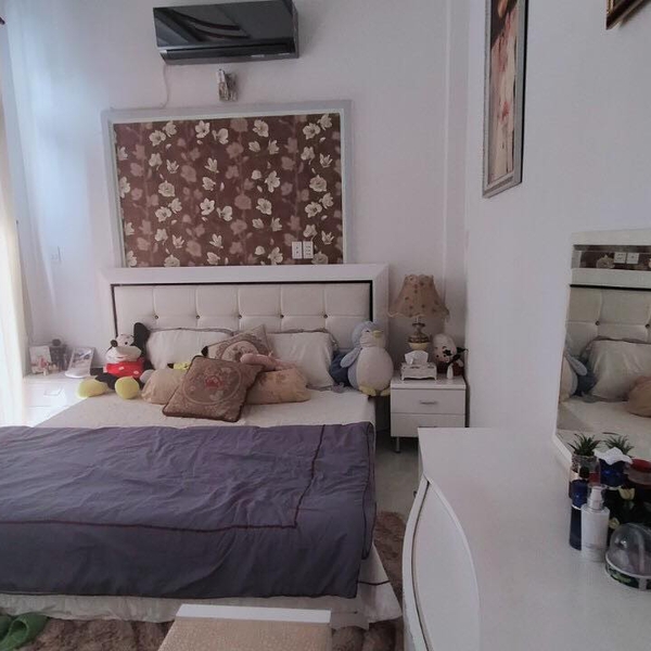 Nhà 3T hẻm 1113 Huỳnh Tấn Phát 5m x 12m 