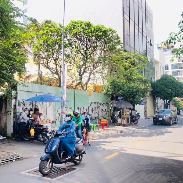 Bán nhà 53Bis – 53E Hồ Hảo Hớn, P. Cầu Ông Lãnh, Quận 1