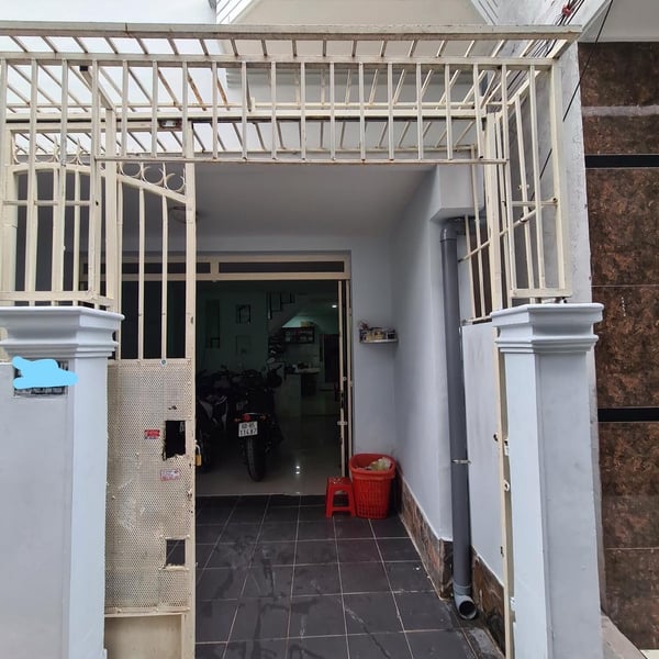 Nhà 3 tầng hẻm 502 huỳnh tấn phát 4m x 13,32m