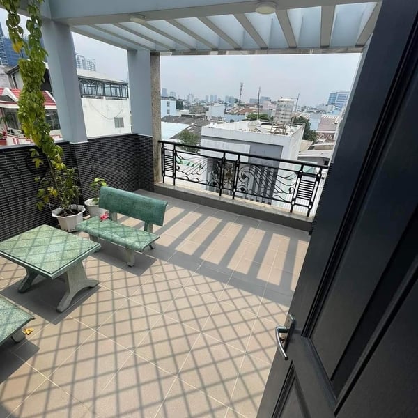 Nhà 4T hẻm 1041 Trần Xuân Soạn 4,2m x 14,72m