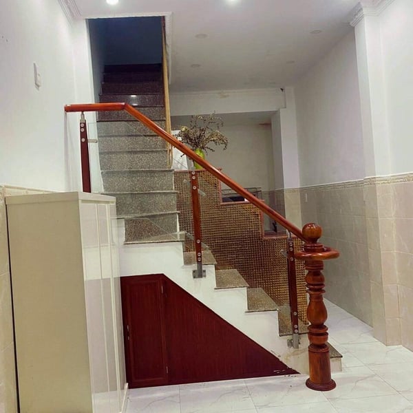 Nhà 2T hẻm Lê Văn Lương, Tân Quy , 8.2m x 8.6m 