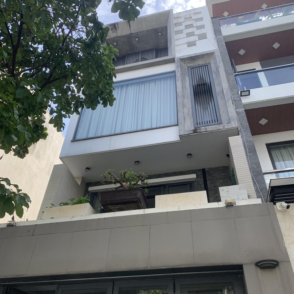 Nhà 4 tầng Him Lam Kênh Tẻ 4,5m x 16,5m