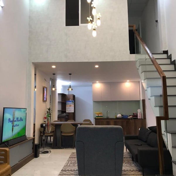 Nhà 2 tầng hẻm 136 Huỳnh Tấn Phát , 4m x 12.6m nở hậu 4.3m 