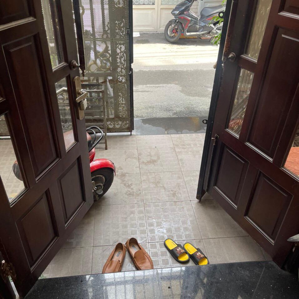 Nhà 3T hẻm xe hơi 502 Huỳnh Tấn Phát 4m x 15m