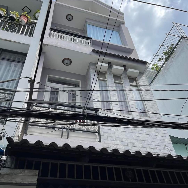 Nhà 4 tầng hẻm 30 Lâm Văn Bền Quận 7 - hẻm thông 