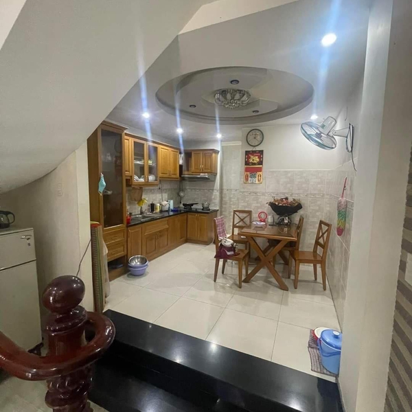 Nhà 4 tầng hẻm 30 Lâm Văn Bền Quận 7 - hẻm thông 