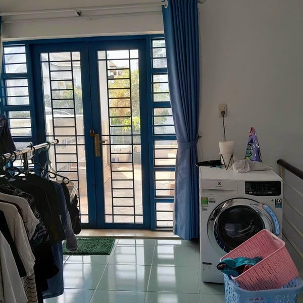 Nhà 3 tầng góc 2 mặt tiền KDC Tân Quy Đông Quận 7