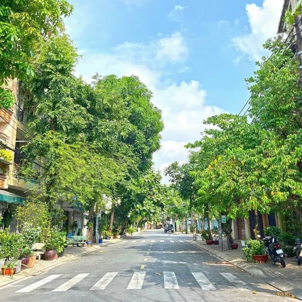 Nhà 3 tầng góc 2 mặt tiền KDC Tân Quy Đông Quận 7