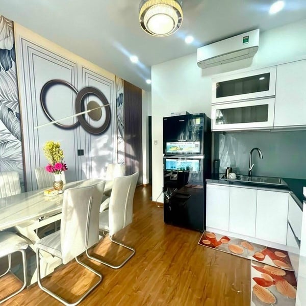 Nhà 5 tầng mặt tiền Lâm Văn Bền 5,4m x 16m 