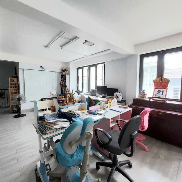 Nhà 4 tầng  2 mặt tiền hẻm xe hơi 1135 Huỳnh Tấn Phát 6,5m x 16,5m