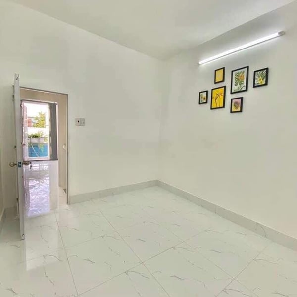 Nhà 2T hẻm 861 Trần Xuân Soạn 4m x 18m