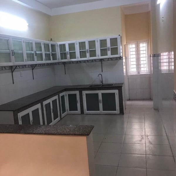 nhà 3T mt đường 47 , bình thuận 3.5m x 18.5m 