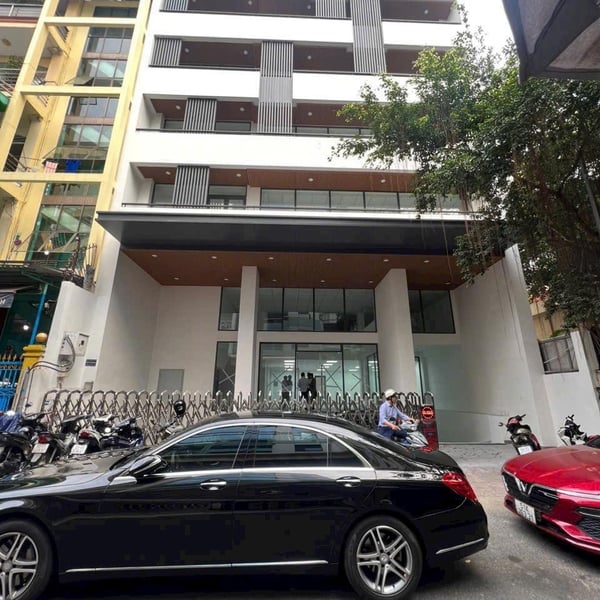 Bán tòa nhà 3 - 5 Hồ Xuân Hương, Phường Võ Thị Sáu, Quận 3