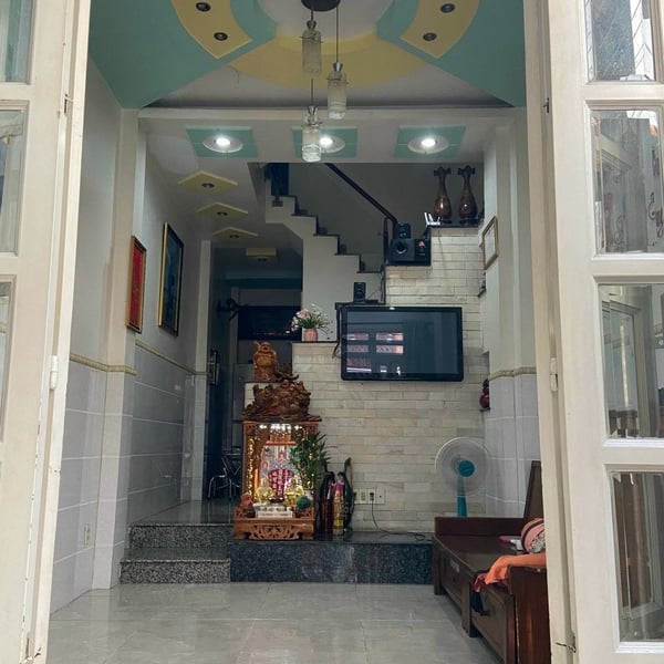 Nhà 4 tầng hẻm 128 Huỳnh Tấn Phát 3,3m x 9,5m 