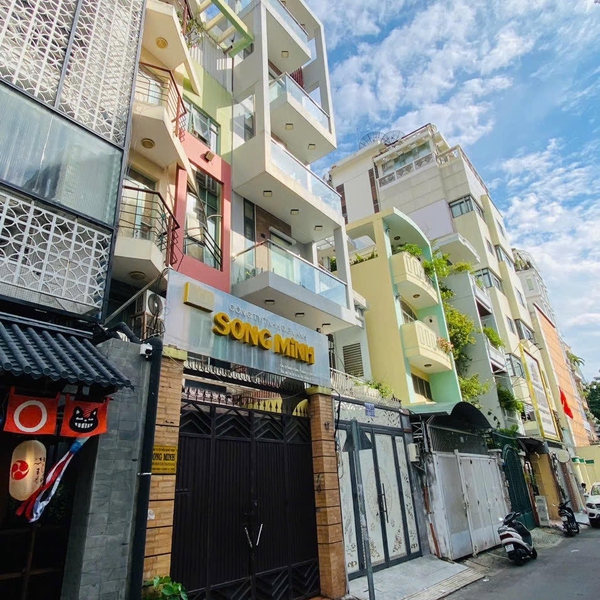 Bán nhà 19 Đinh Công Tráng, Phường Tân Định, Quận 1