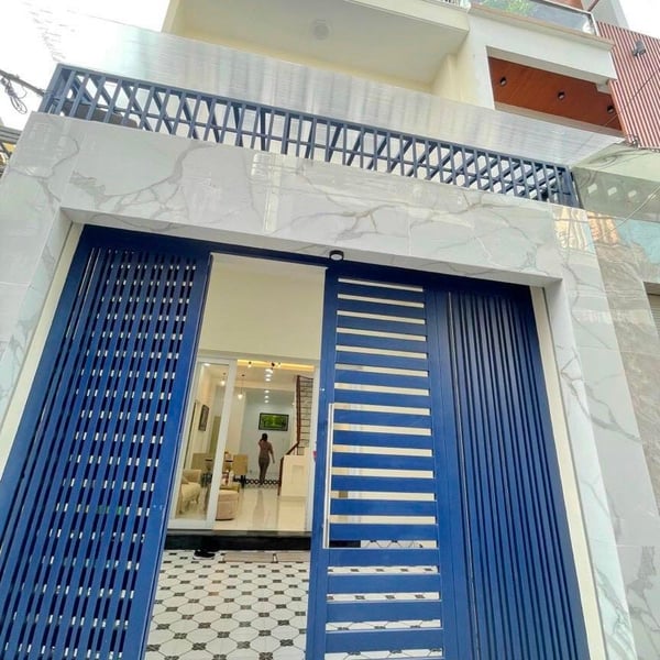 Nhà 2 tầng hẻm Lê Văn Lương 5,8m x 16m