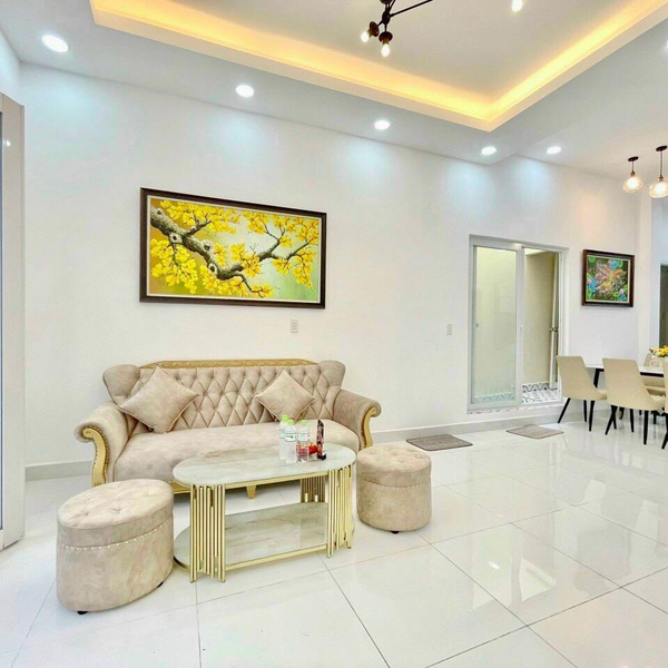 Nhà 2 tầng hẻm Lê Văn Lương 5,8m x 16m