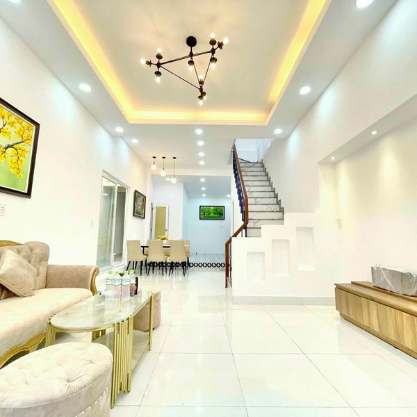 Nhà 2 tầng hẻm Lê Văn Lương 5,8m x 16m