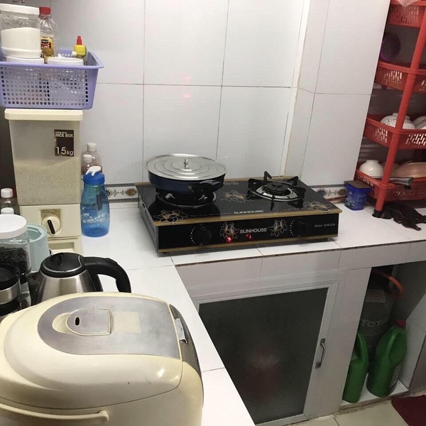 Nhà 2 tầng hẻm 128 Huỳnh Tấn Phát , 4m x 8m