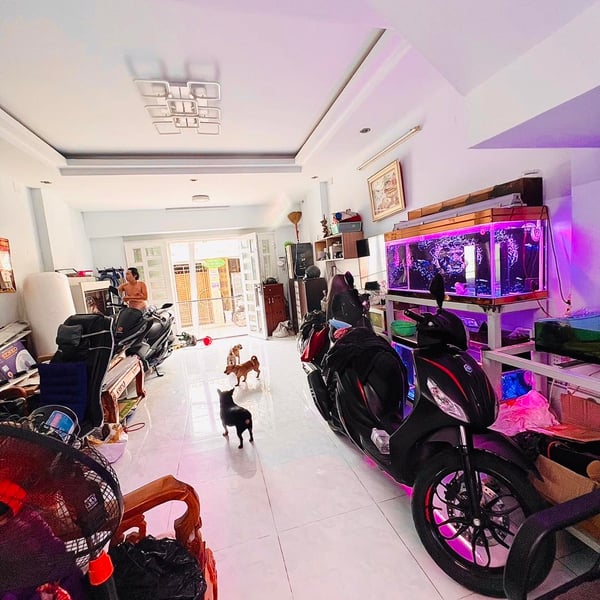 Nhà 4 tầng hẻm 88 Nguyễn Văn Quỳ 4,5m x 12,5m