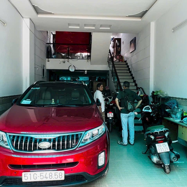 Nhà 5 tầng khu Tạ Ngọc Thảo - Hoàng Quốc Việt gần Phú Mỹ Hưng