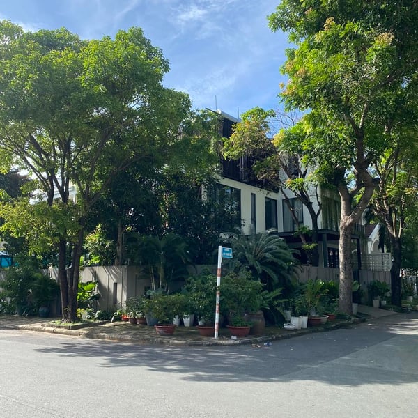 Biệt thự 2 mặt tiền Mỹ Phú 1B, 19m x 16m