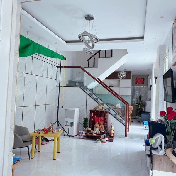 Nhà 5T hẻm 160 Nguyễn Văn Quỳ 5m x 16m