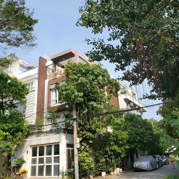 Nhà 4 tầng khu Kim Sơn 5m x 14m