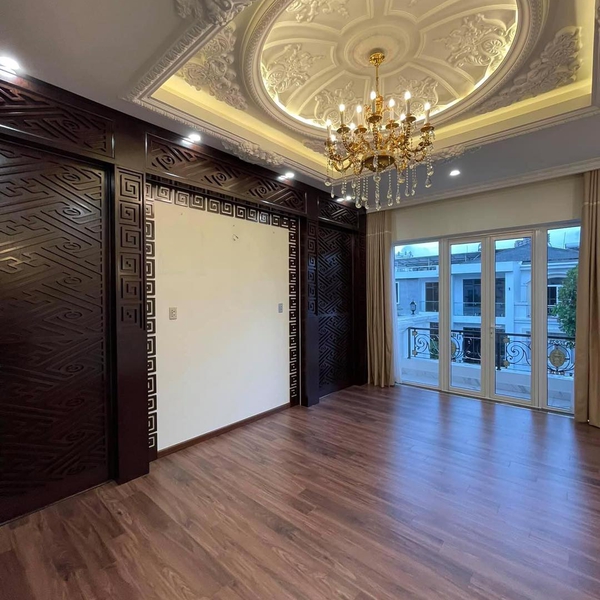 Biệt thự phú mỹ hưng quận 7 đối diện khu Chateau 