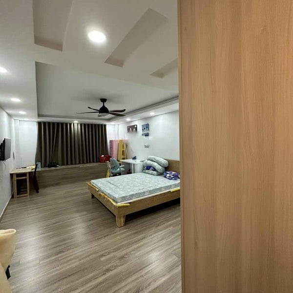 Tòa nhà căn hộ dịch vụ mặt tiền Phan Huy Thực Quận 7