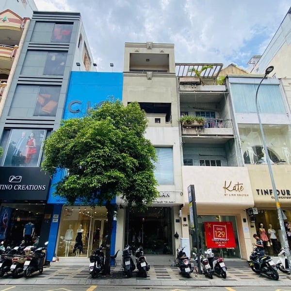 Bán nhà 138 Nguyễn Trãi, Phường Bến Thành, Quận 1