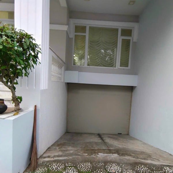 Biệt thự Kim Sơn Quận 7, Diện tích: 10m x 20m gần đại Học Tôn Đức Thắng 