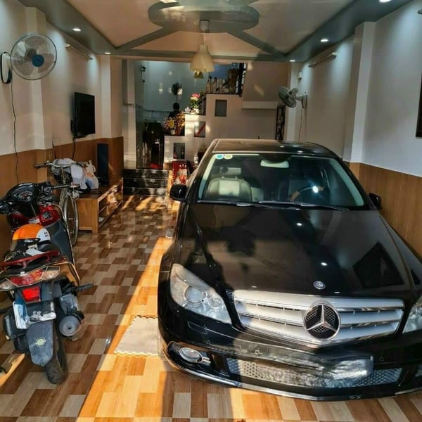 Nhà 5 tầng hẻm xe hơi Nguyễn Thị Thập 4m x 22,8m