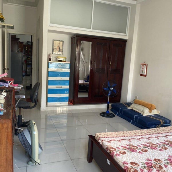 Nhà 3 tầg hẻm Vườn Điều, Tân Quy, 4m x 16m