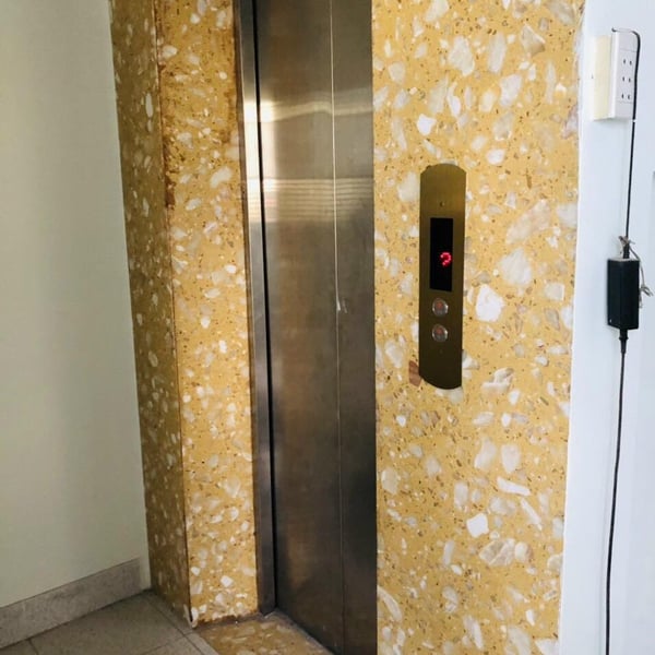 Nhà 6 tầng đường số Tân Quy 4,9m x 19,4m