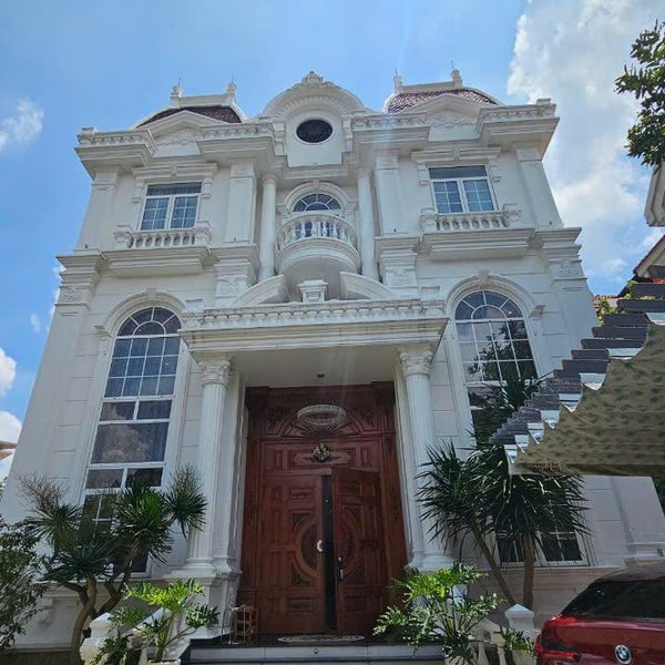 Bán biệt thự Compound sân vườn Thảo Điền khu 146 Nguyễn Văn Hưởng