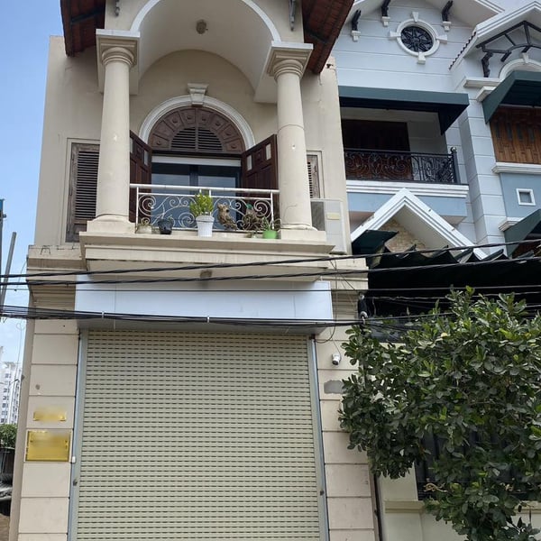 Nhà 2 tầng hẻm xe hơi 14 mét Huỳnh Tấn Phát 4,8m x 23,5m