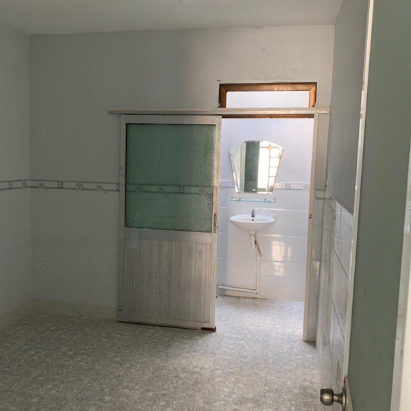 Nhà 2T hẻm 1041 trần xuân soạn , 3.05m x 12.1m 