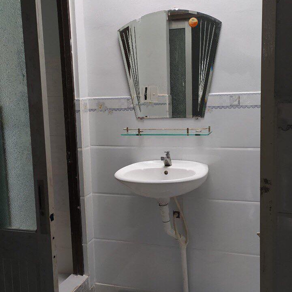 Nhà 2T hẻm 1041 trần xuân soạn , 3.05m x 12.1m 