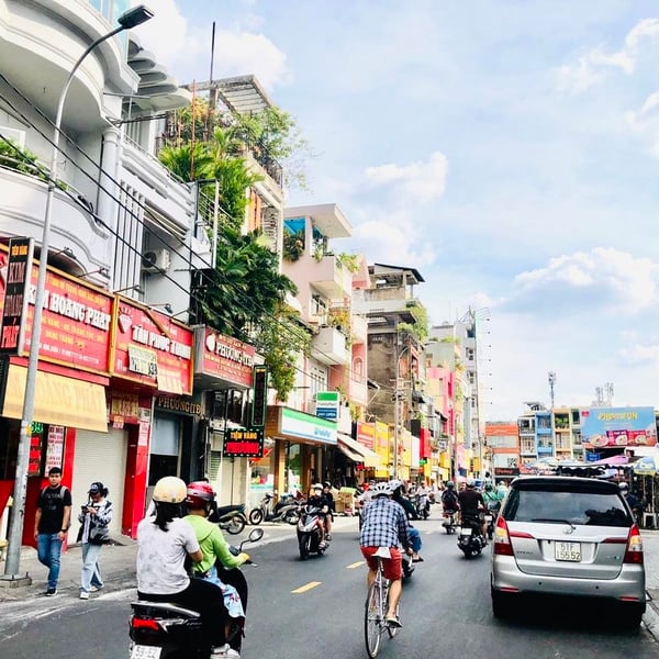 Bán nhà 89 - 91 Nguyễn Hữu Cầu, Phường Tân Định, Quận 1